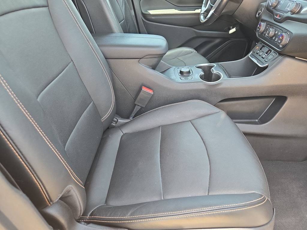 Thumbnail: 2019 GMC Terrain - 11