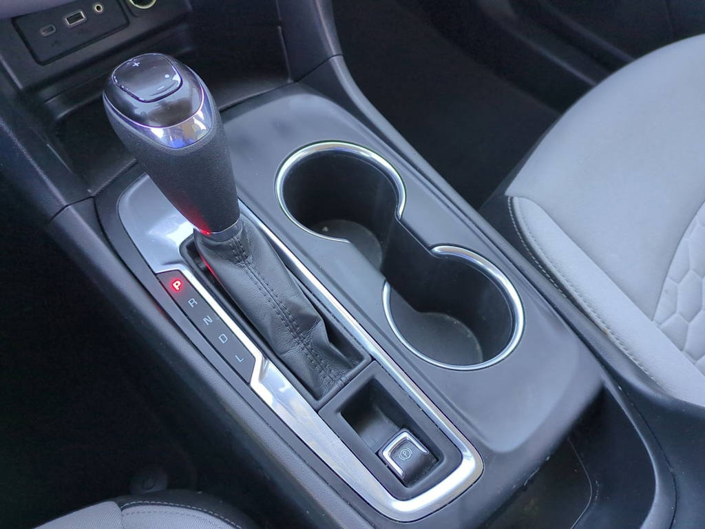 Thumbnail: 2020 Chevrolet Equinox - 32