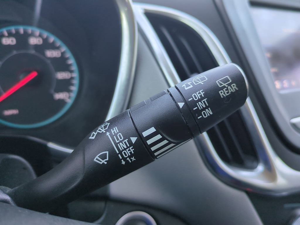 Thumbnail: 2020 Chevrolet Equinox - 16