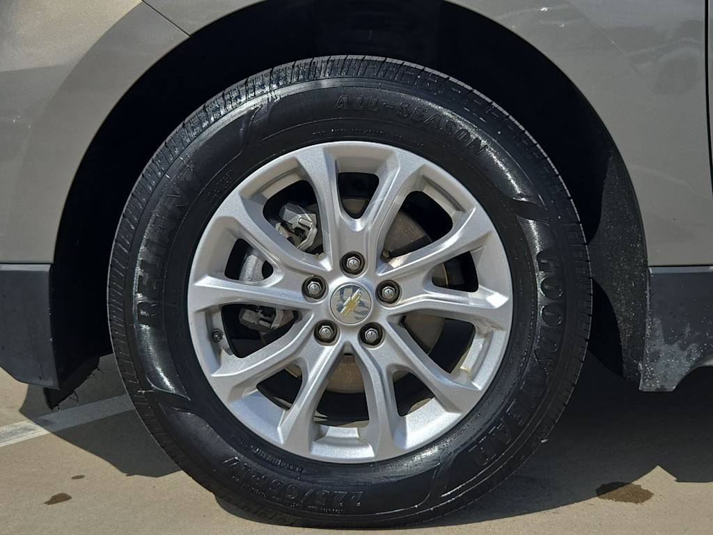 Thumbnail: 2019 Chevrolet Equinox - 8