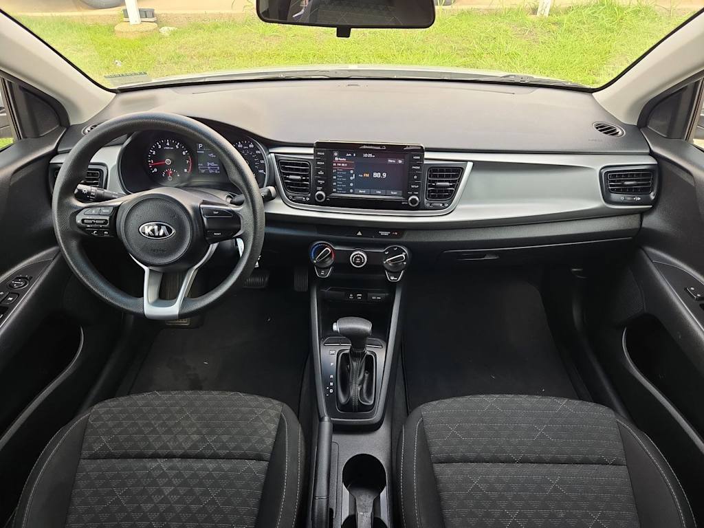 Thumbnail: 2020 Kia Rio - 9