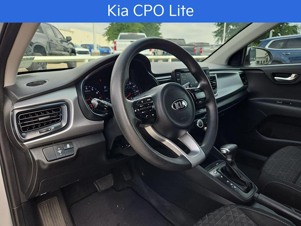 Thumbnail: 2020 Kia Rio - 2