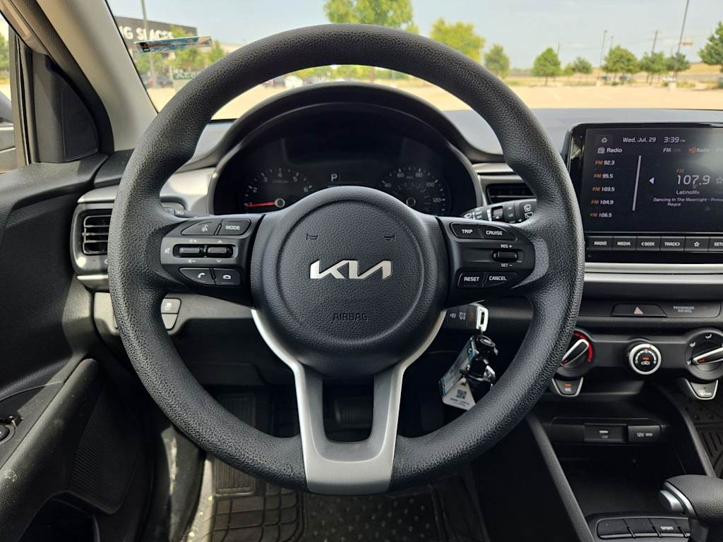 Thumbnail: 2023 Kia Rio - 13