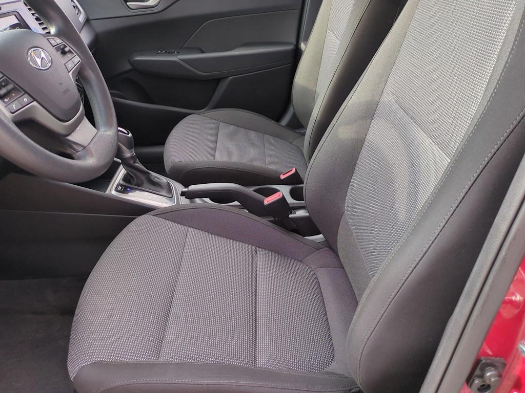 Thumbnail: 2018 Hyundai Accent - 11