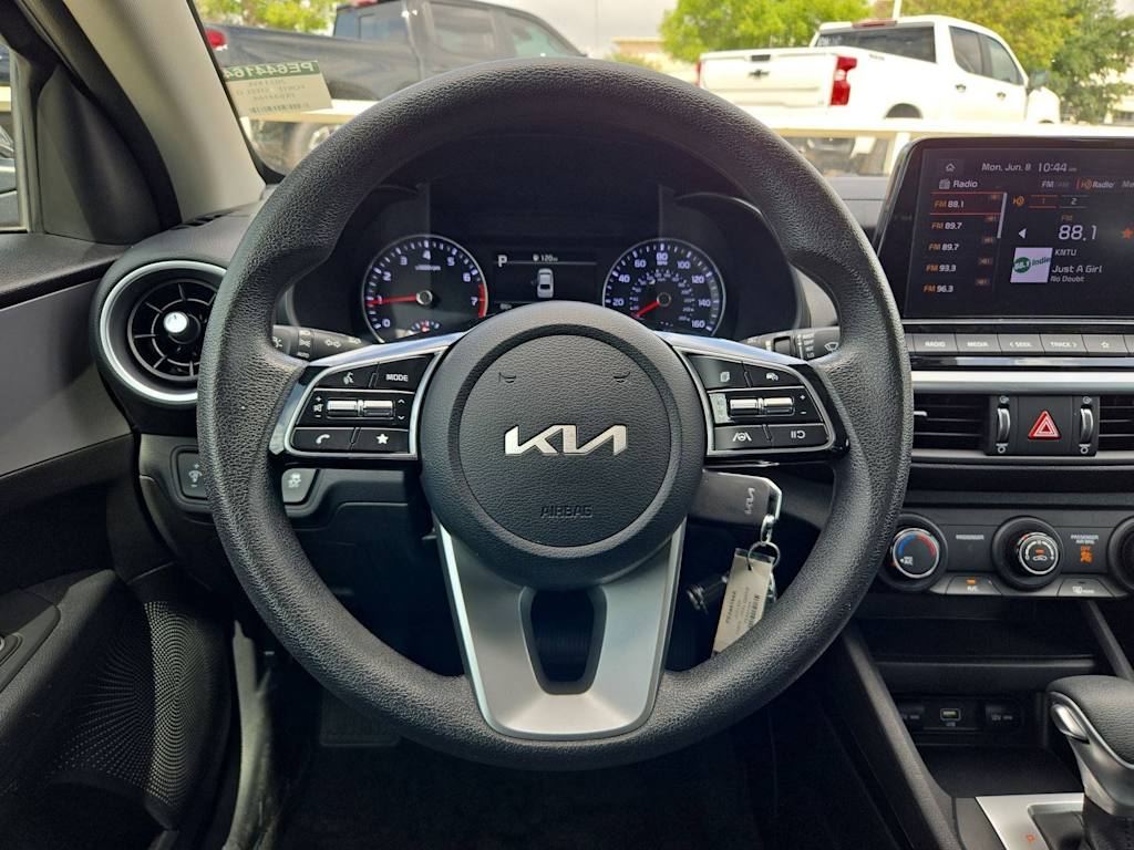 Thumbnail: 2023 Kia Forte - 13