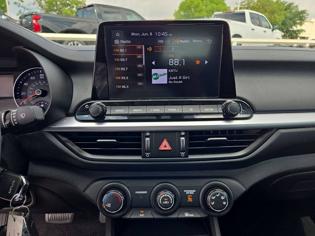 Thumbnail: 2023 Kia Forte - 14