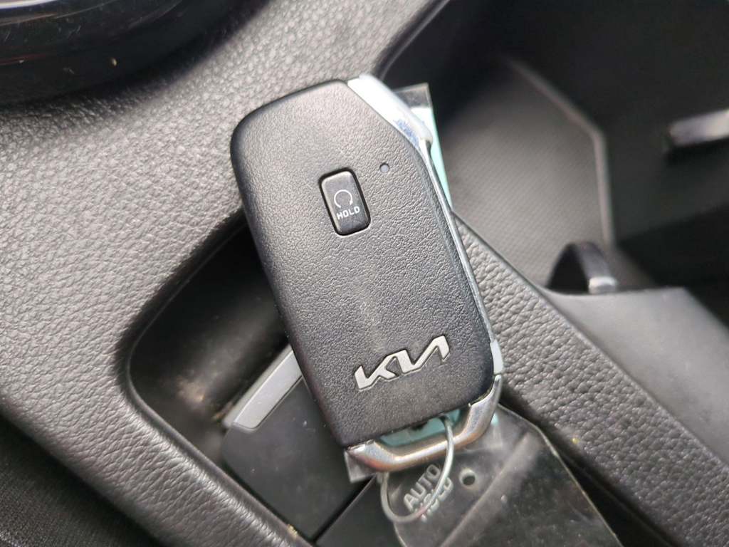 2023 Kia Forte GT-Line 38