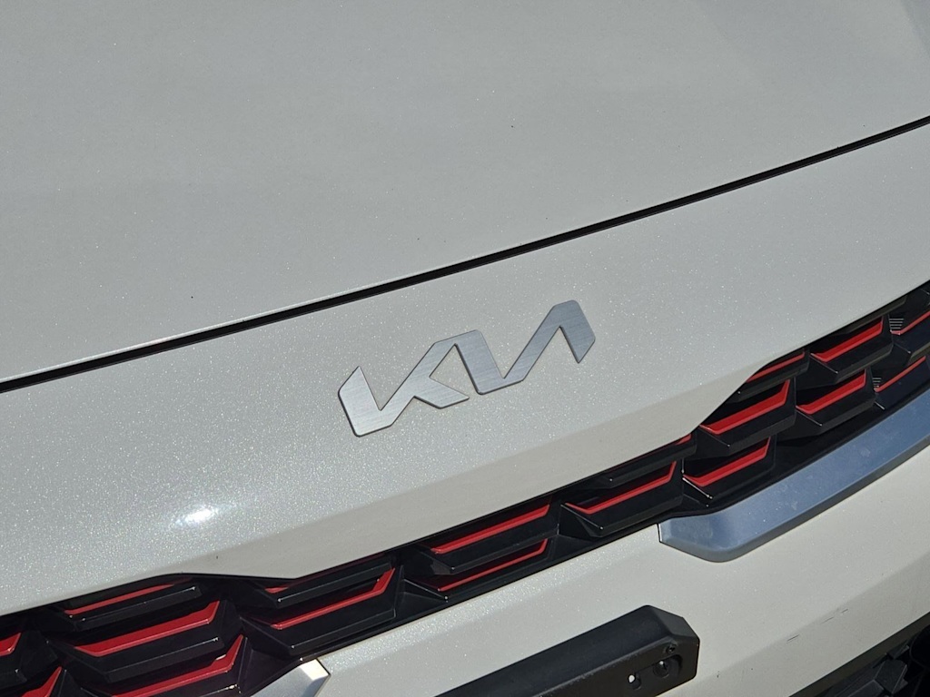 Thumbnail: 2022 Kia Forte - 23