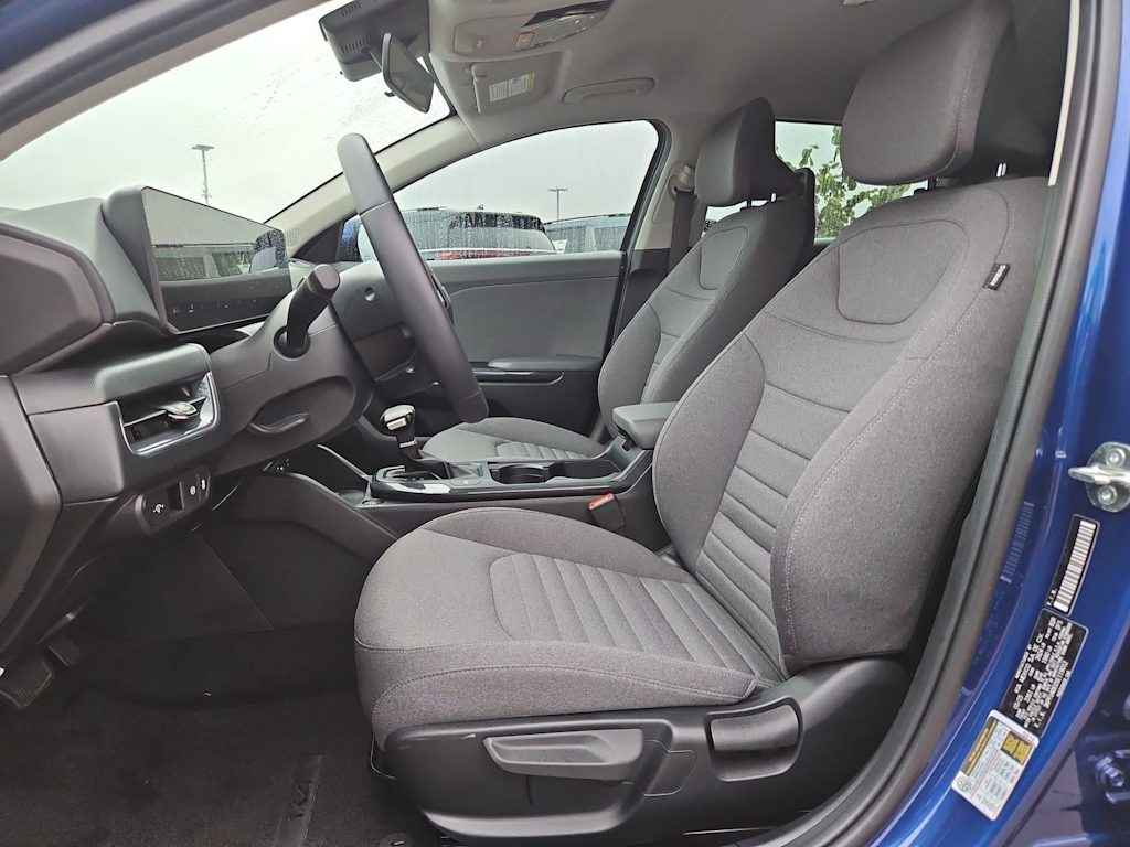 Thumbnail: 2025 Kia K4 - 10