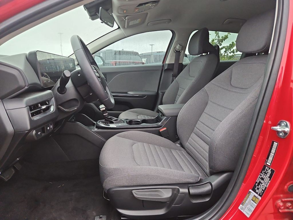 Thumbnail: 2025 Kia K4 - 10