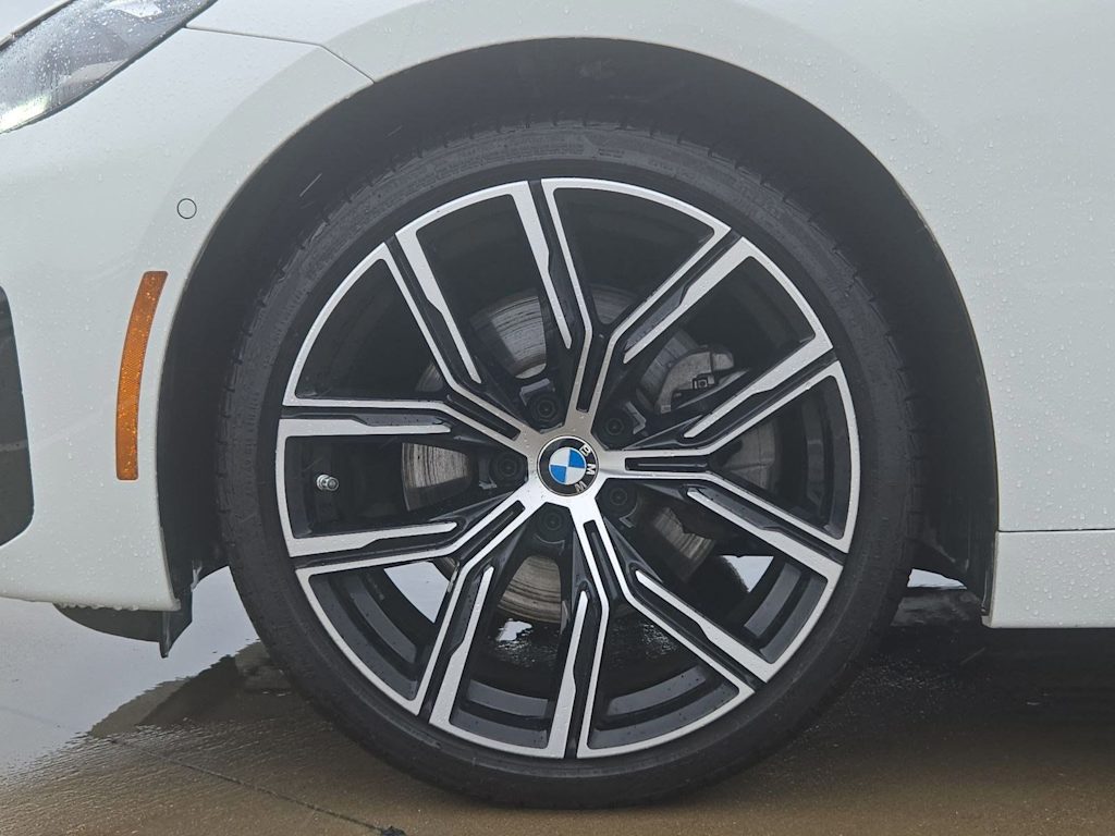 Thumbnail: 2024 BMW 2 Series - 8