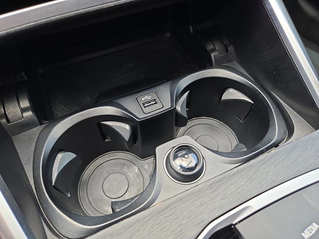 Thumbnail: 2023 BMW 3 Series - 34