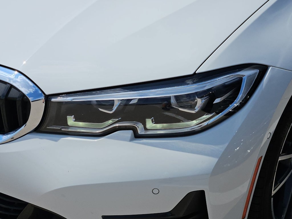 Thumbnail: 2019 BMW 3 Series - 23