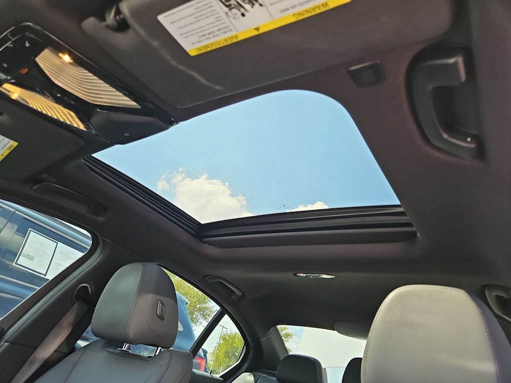 Thumbnail: 2019 BMW 3 Series - 26
