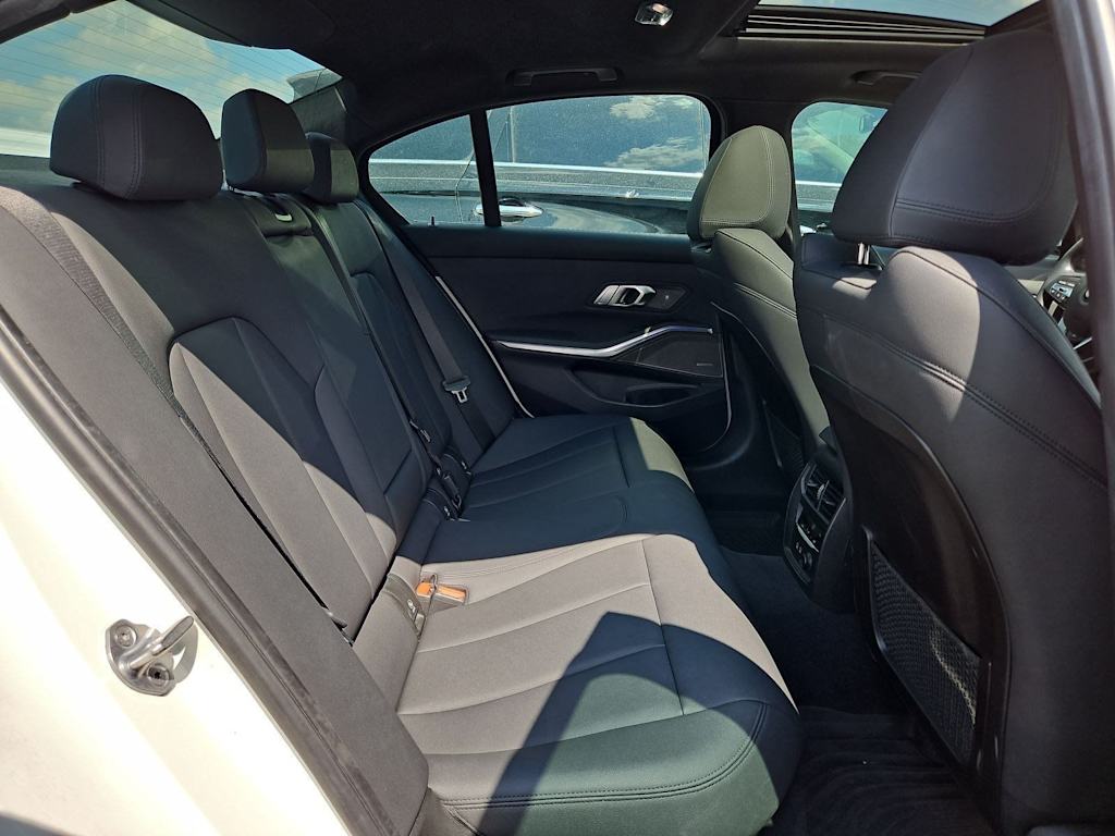 Thumbnail: 2019 BMW 3 Series - 28