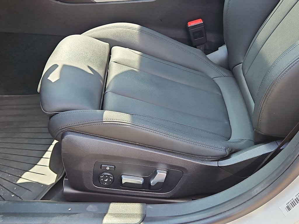 Thumbnail: 2019 BMW 3 Series - 25