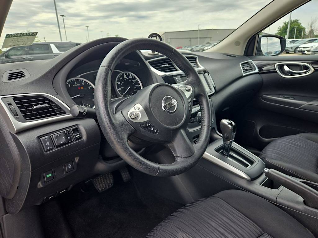 Thumbnail: 2019 Nissan Sentra - 2