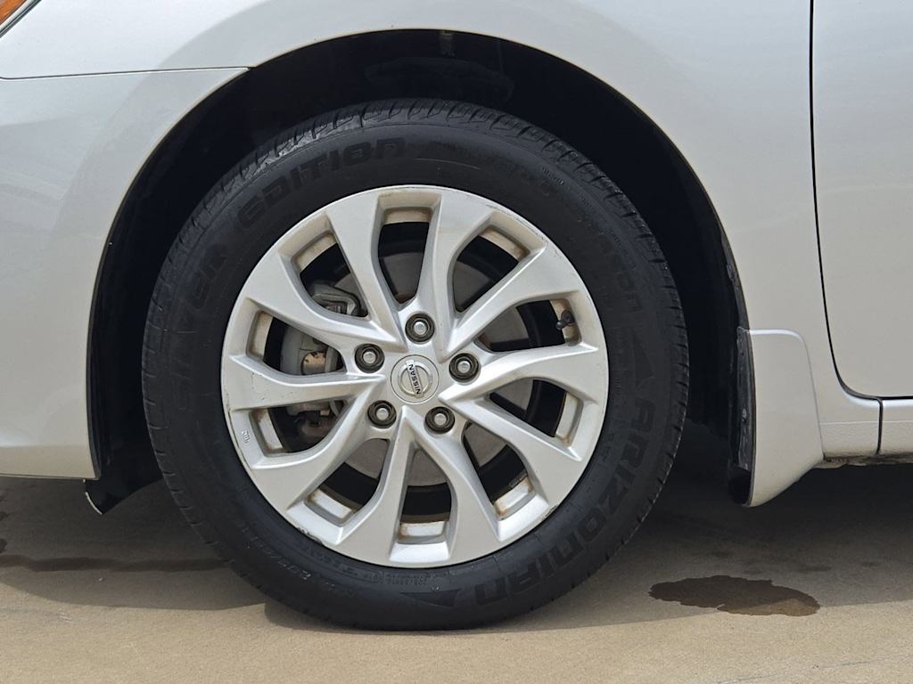 Thumbnail: 2019 Nissan Sentra - 8