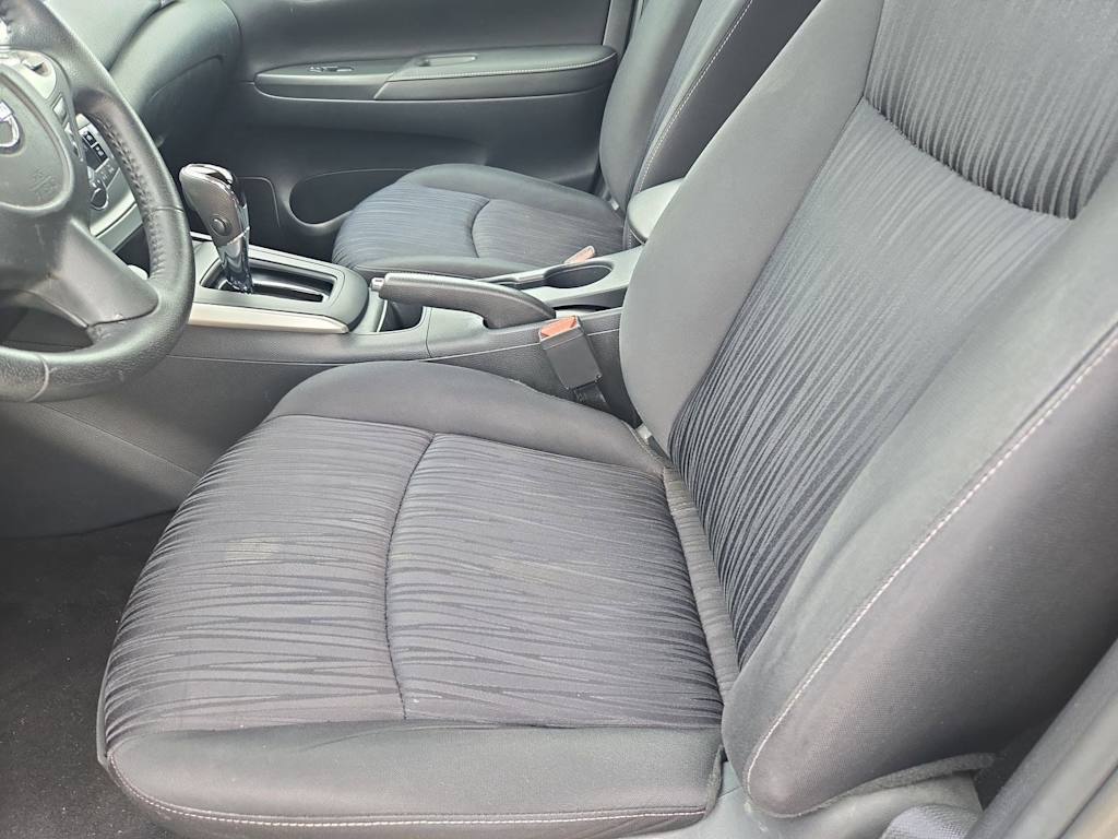 Thumbnail: 2019 Nissan Sentra - 10