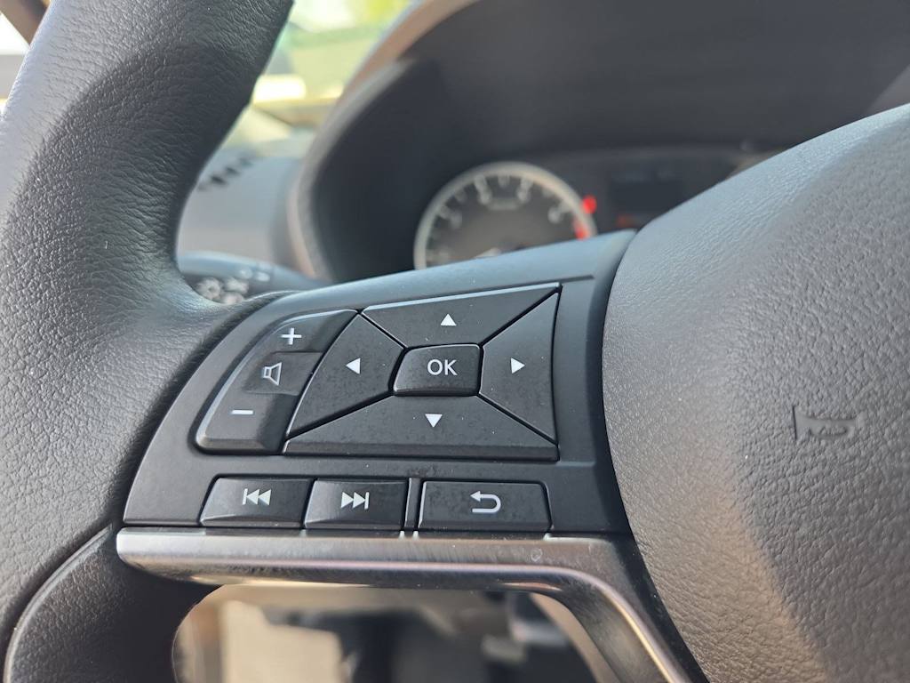 Thumbnail: 2020 Nissan Sentra - 25
