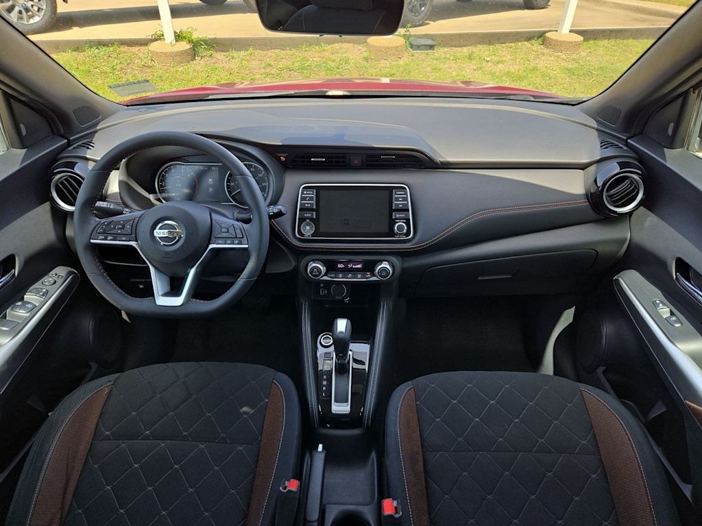 Thumbnail: 2018 Nissan Kicks - 9