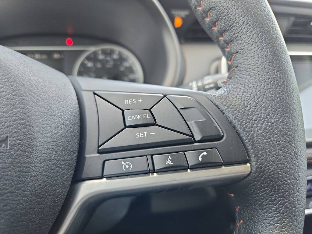 Thumbnail: 2018 Nissan Kicks - 27
