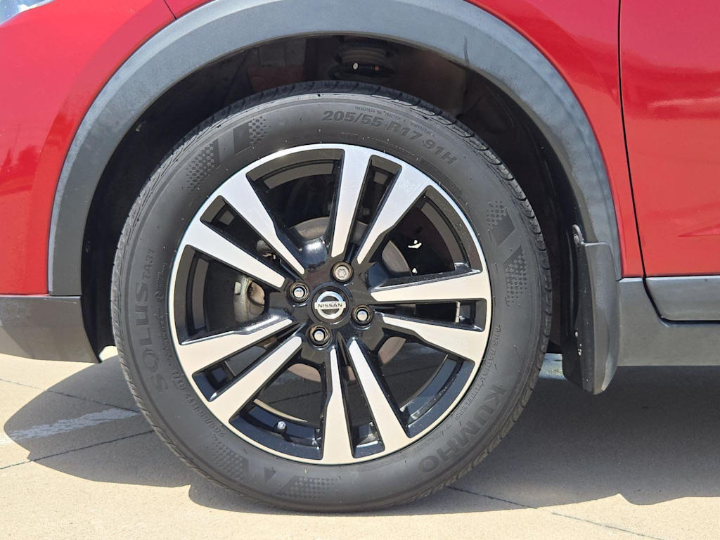 Thumbnail: 2018 Nissan Kicks - 8