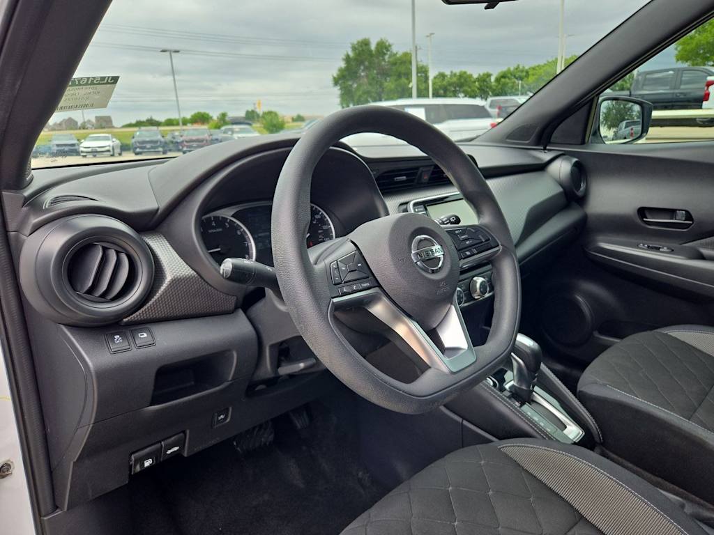 Thumbnail: 2018 Nissan Kicks - 2