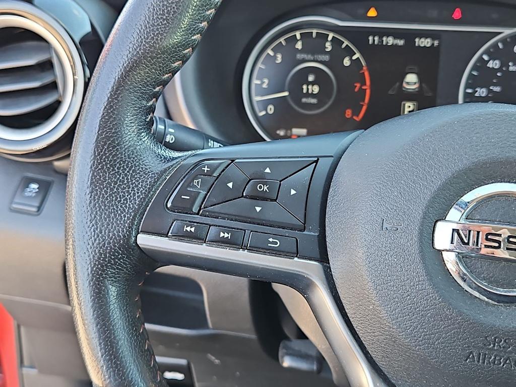 Thumbnail: 2019 Nissan Kicks - 27