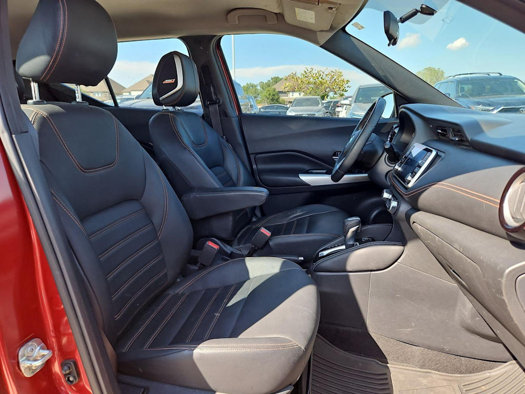 Thumbnail: 2019 Nissan Kicks - 11