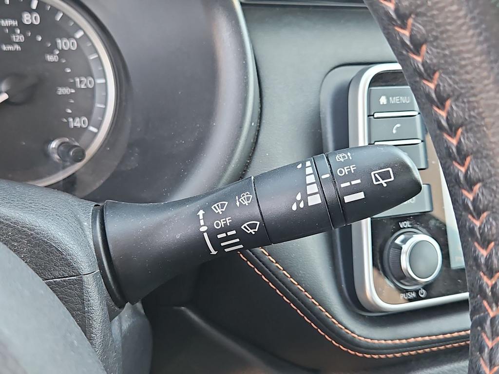 Thumbnail: 2019 Nissan Kicks - 15