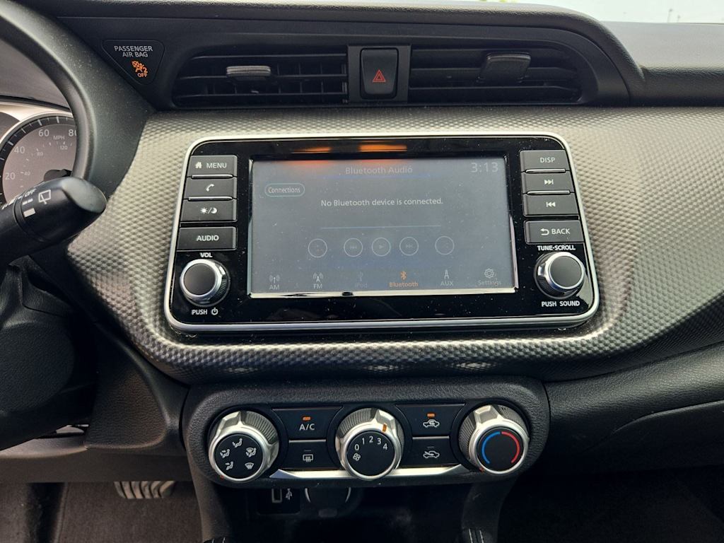 Thumbnail: 2019 Nissan Kicks - 14