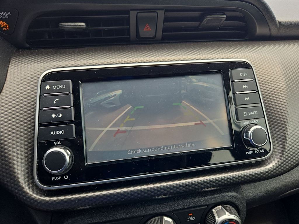 Thumbnail: 2019 Nissan Kicks - 30