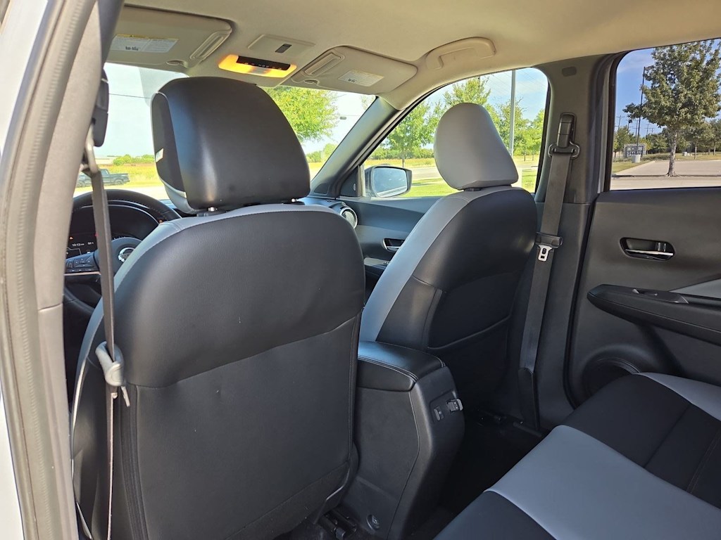 Thumbnail: 2021 Nissan Kicks - 12