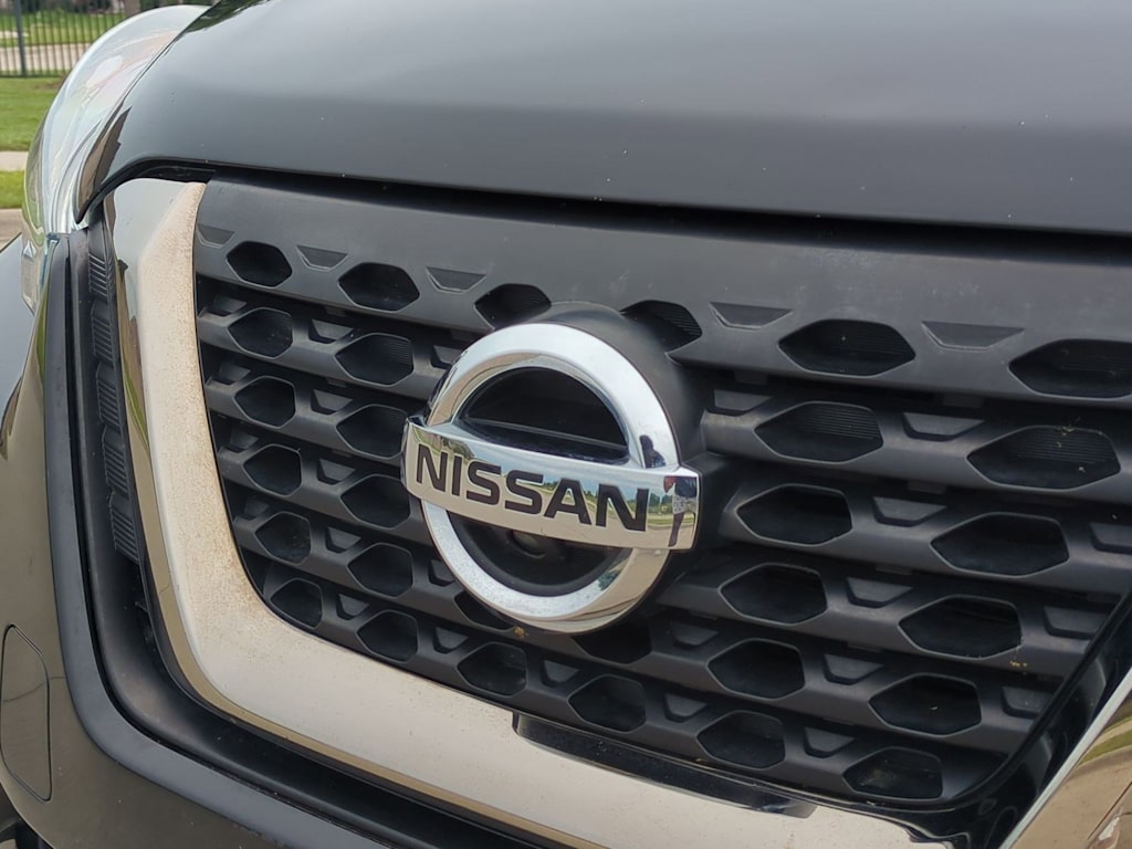2020 Nissan Kicks SR 7