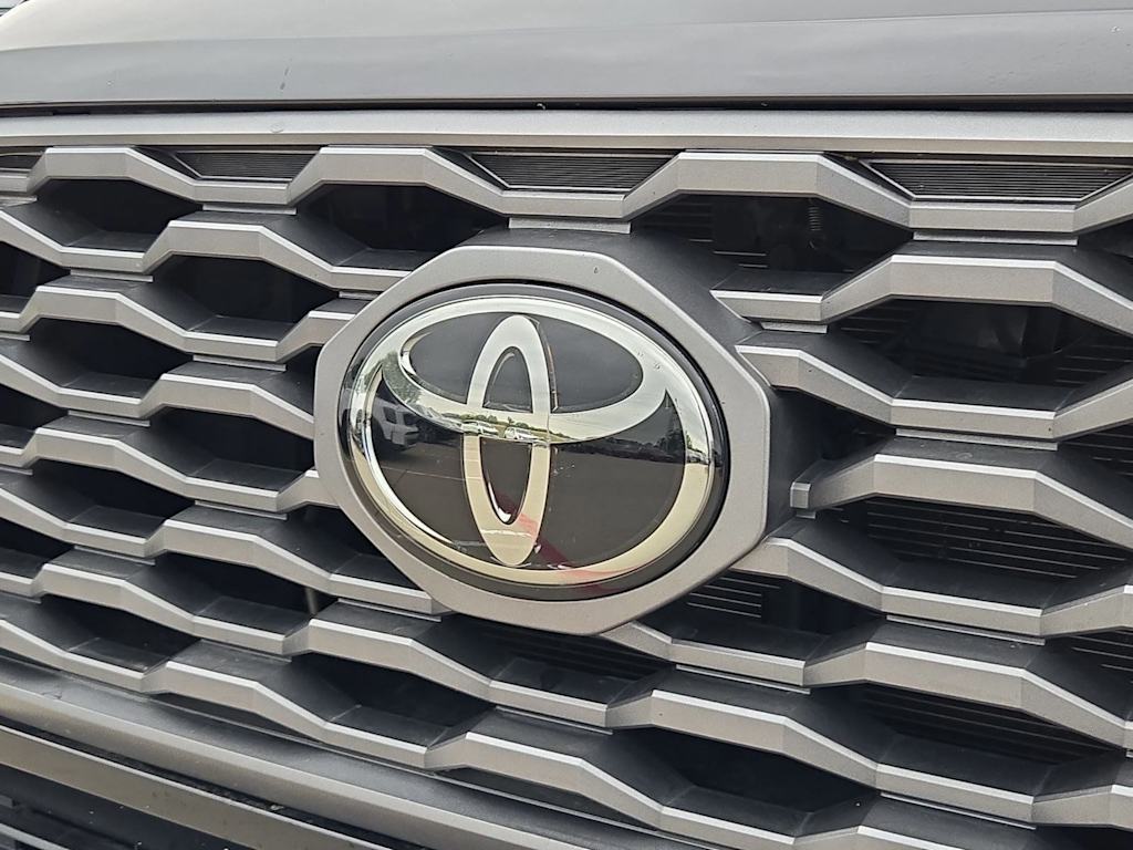 Thumbnail: 2023 Toyota Tacoma - 23