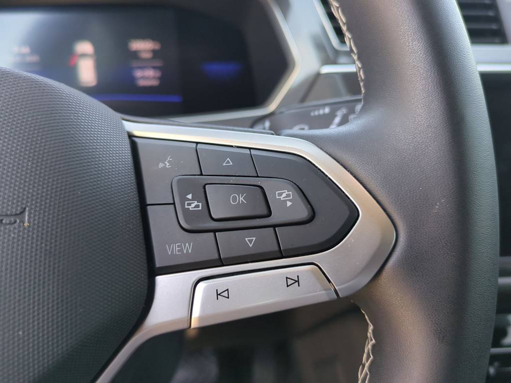 Thumbnail: 2022 Volkswagen Tiguan - 27