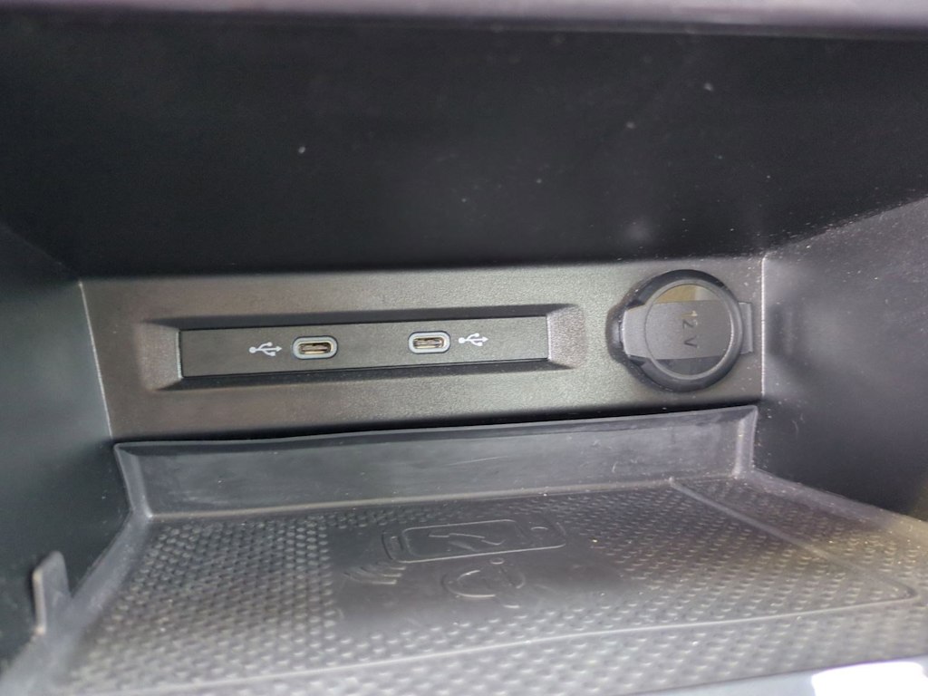 Thumbnail: 2022 Volkswagen Tiguan - 30