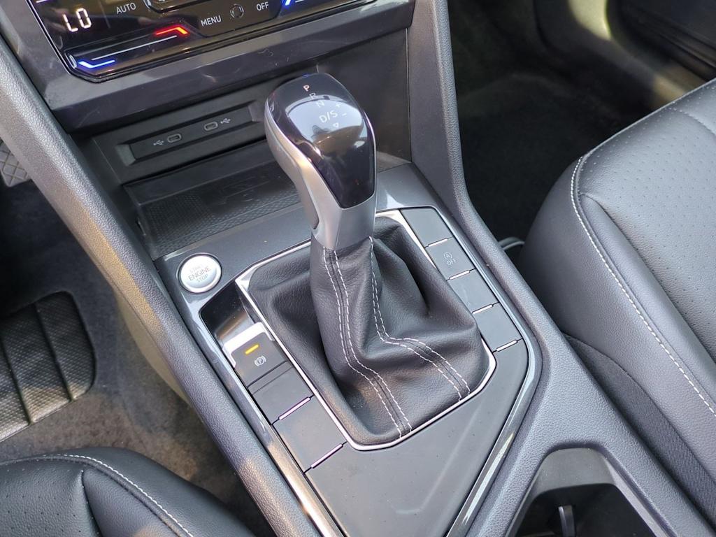 Thumbnail: 2022 Volkswagen Tiguan - 31