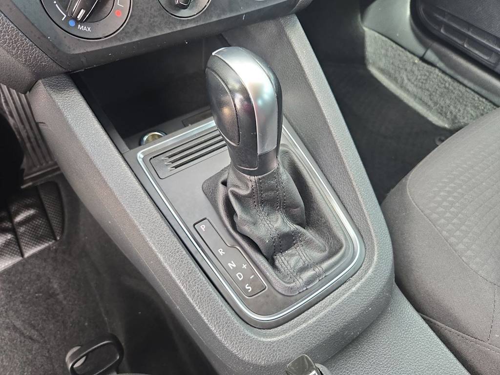 Thumbnail: 2016 Volkswagen Jetta - 15