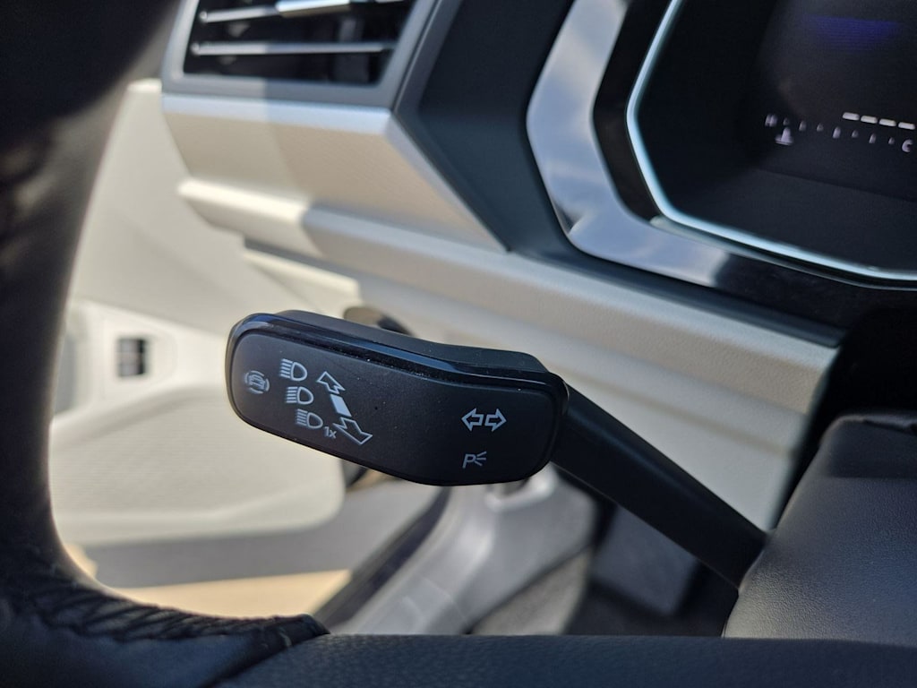 Thumbnail: 2024 Volkswagen Jetta - 28