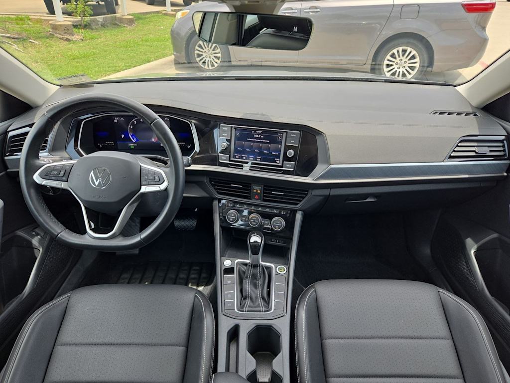 Thumbnail: 2022 Volkswagen Jetta - 9