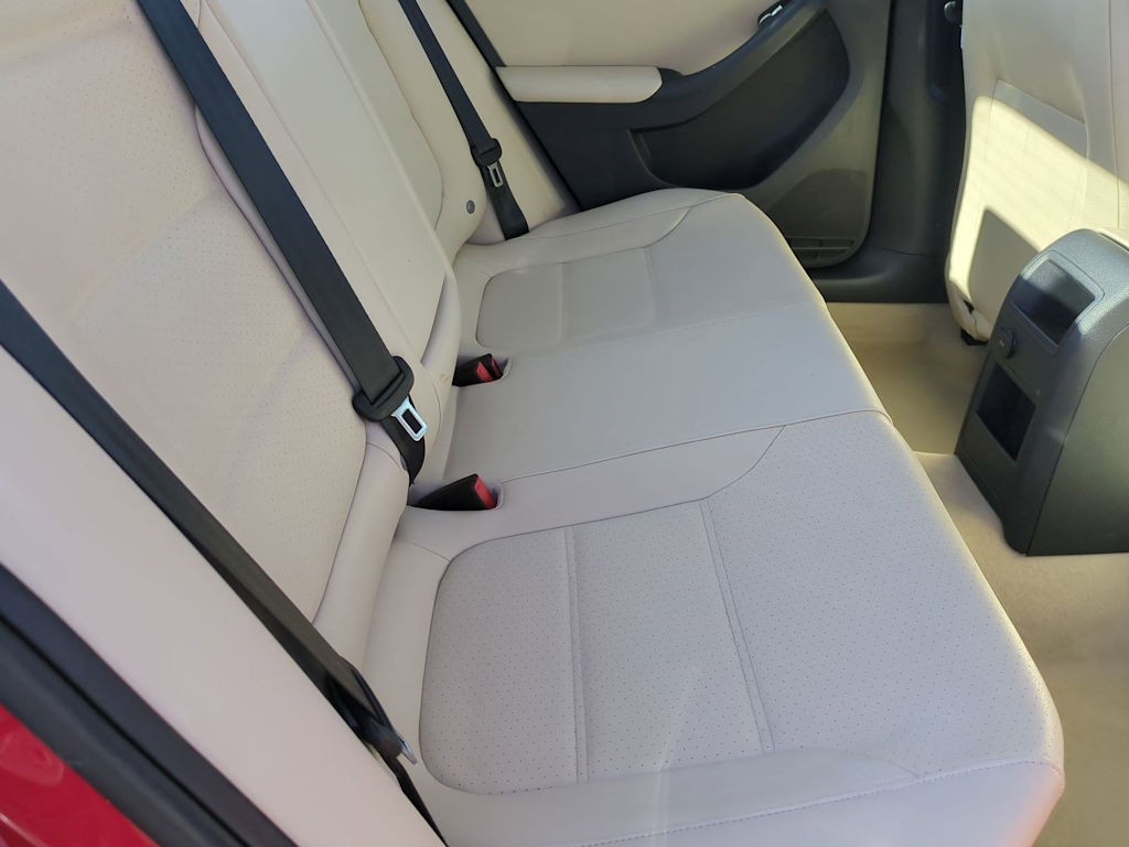 Thumbnail: 2015 Volkswagen Jetta - 11