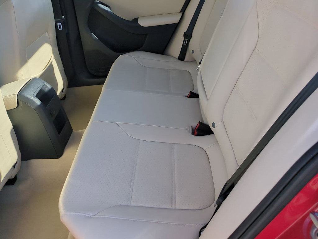 Thumbnail: 2015 Volkswagen Jetta - 25