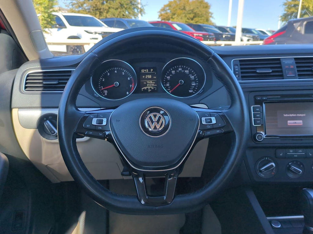Thumbnail: 2015 Volkswagen Jetta - 13