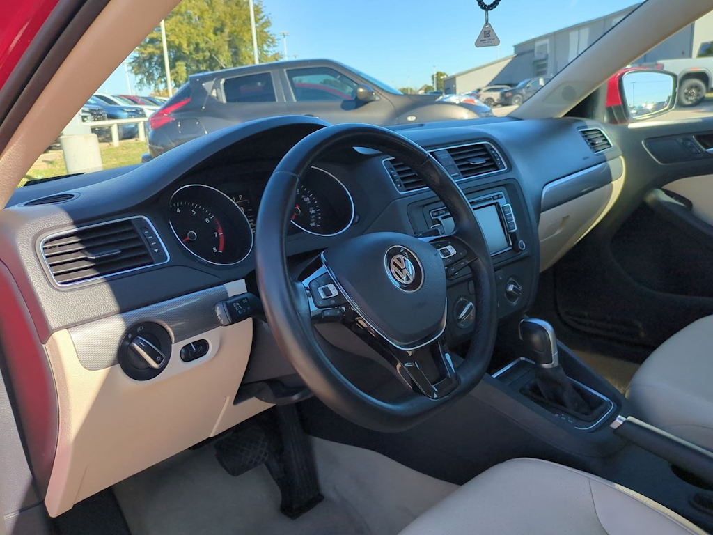 Thumbnail: 2015 Volkswagen Jetta - 2