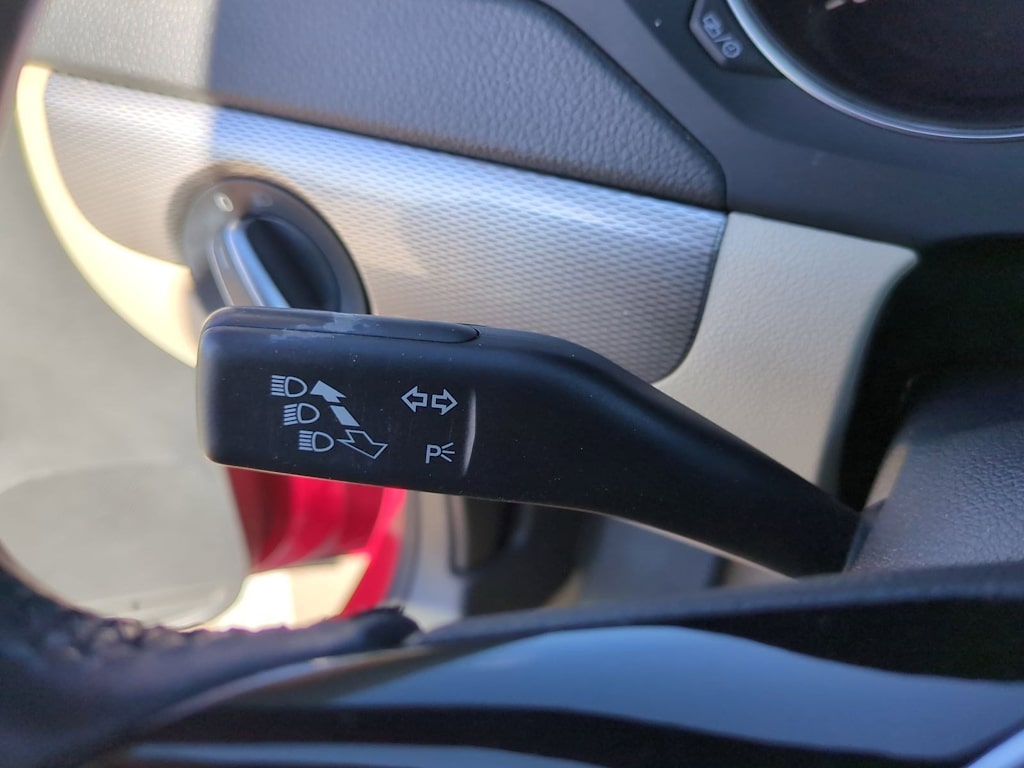 Thumbnail: 2015 Volkswagen Jetta - 15