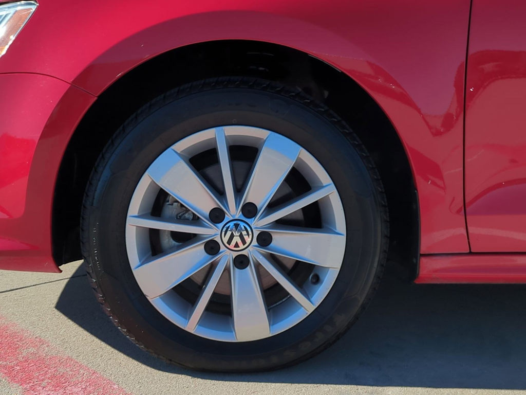 Thumbnail: 2015 Volkswagen Jetta - 7