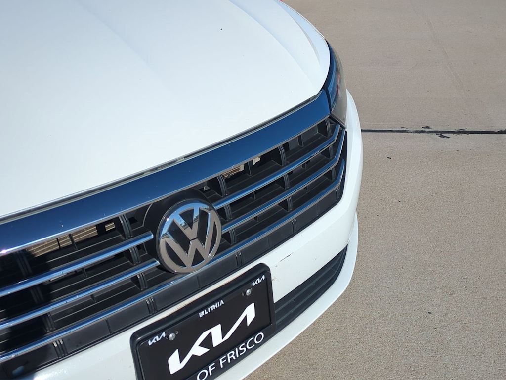 Thumbnail: 2019 Volkswagen Jetta - 24