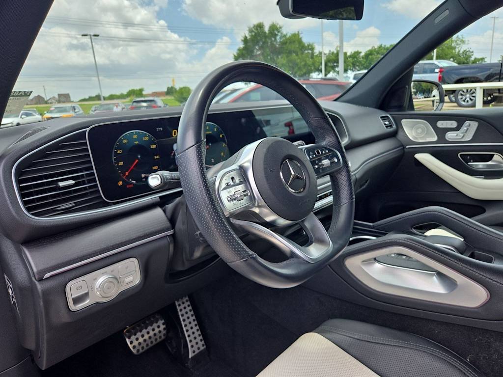 Thumbnail: 2023 Mercedes-Benz GLE - 2